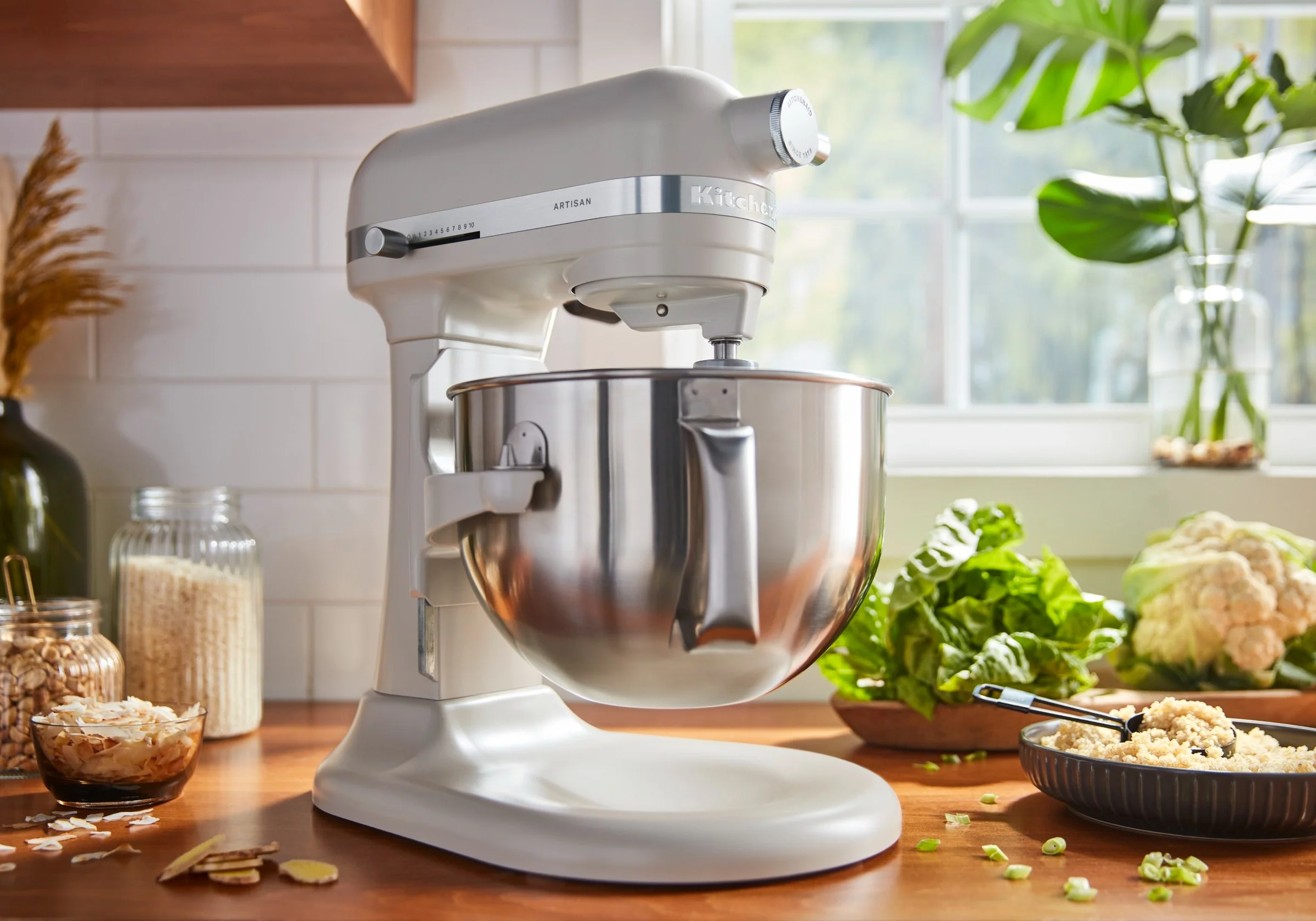 Artisan Bowl-Lift Stand Mixer KSM60 - Image 19