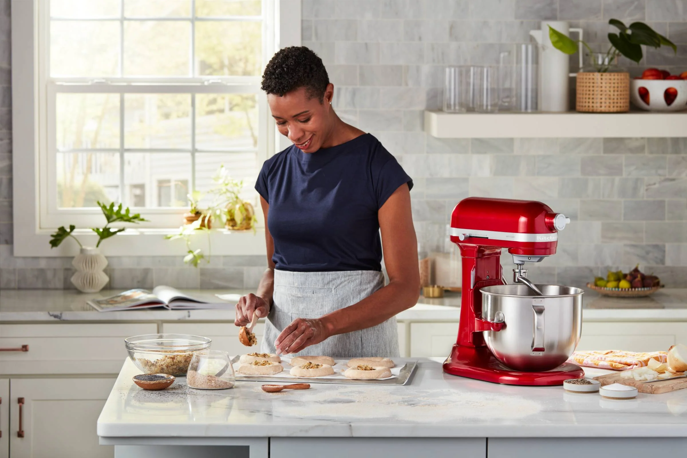 Artisan Bowl-Lift Stand Mixer KSM70 - Image 26